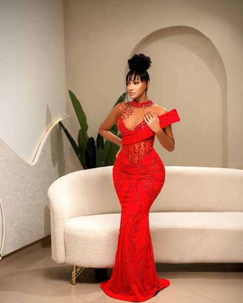 Opt For a Sophisticated Wedding Guest Slay With These 10 Looks Simple Lace Styles, Lace Styles For Wedding, Aso Ebi Lace Styles, Nigerian Lace Styles Dress, Big Wedding Dresses, Gala Outfit, Chic Dress Classy, Civil Wedding Dresses, Simple Lace