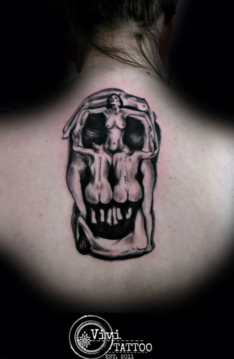 Dali's inspiration ... Women tattoo ... Skull illusion !!!! Skull Illusion, Male Tattoos, Tattoo Skull, Body Tattoo, A Skull, Body Tattoos, Skull Tattoo, Tattoos For Guys, Body Shapes