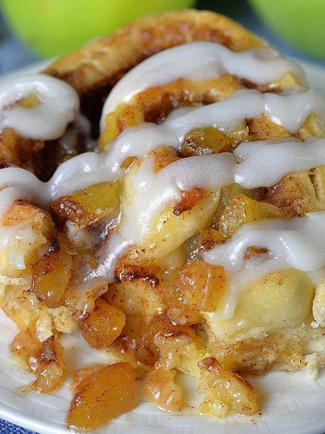 Apple Pie Cinnamon Rolls | Homemade Cinnamon Rolls with Fresh Apples Apple Pie Cinnamon Rolls, Strawberry Cinnamon Rolls, Cinnamon Rolls From Scratch, Apple Pie Recipe, Dough Ingredients, Breakfast Pastries, Cinnamon Rolls Homemade, Cinnamon Rolls Recipe, Apple Pies Filling