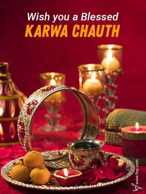 Karva Chauth Photo, Karvachauth Photoshoot, Karva Chauth Wishes, Karwa Chauth Images, Happy Karwa Chauth Images, Punjab Culture, Apple Diet, Indian Customs, Happy Karwa Chauth