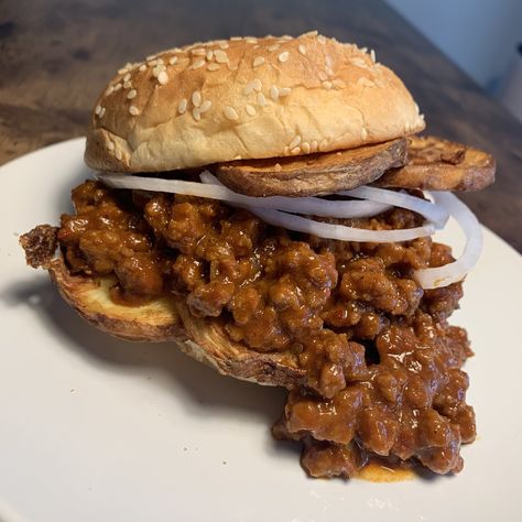 Chorizo Risotto, Vegan Chorizo, Sloppy Joe, Hamburger Buns, Sliced Potatoes, Sloppy Joes, Pepper Sauce, Seitan, Fried Potatoes