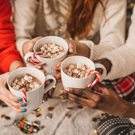 Your winter won't be complete without one of these decadent mugs. Astrology Cocktails, Regrow Green Onions, Hot Chocolate Recipe Homemade, Hot Chocolate Bar, White Hot Chocolate, Christmas Games For Family, Homemade Hot Chocolate, Hot Chocolate Bars, Hot Chocolate Recipes