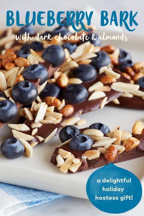 Bring together nutritious powerhouses in this easy-to-make chocolate bark recipe! Toasted almonds and soynuts add crunch to balance out the juicy blueberries and rich dark chocolate, creating a perfect combination in every bite. Store any uneaten bark in the refrigerator. Berry Appetizers, Blueberry Bark, Dark Chocolate Almond Bark, Blueberry Crunch, Chocolate Covered Blueberries, Dark Chocolate Bark, Chocolate Blueberry, Chocolate Bark Recipe, Healthy Homemade Snacks