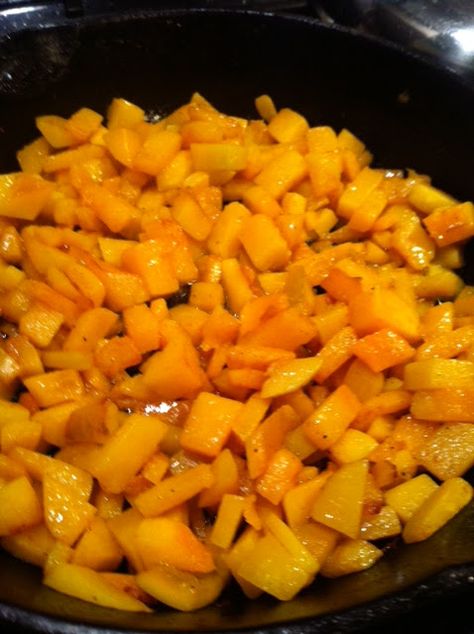 How to cook butternut squash for the stove top.  Time to start hiding it in the kiddo's pancakes! Butternut Squash For Baby, Cook Butternut Squash, Butternut Squash Cooking, How To Cook Squash, Buttercup Squash, Frozen Butternut Squash, Pumpkin Squash, Lactation Recipes, Butternut Squash Recipes