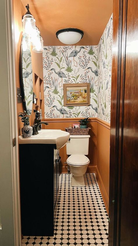 Wallpaper Half Bath, A Good Wallpaper, Bathroom Budget Diy, Tiny Half Bath, Small Half Bathroom, Maximalist Interior Design, Bathroom Redecorating, Powder Room Wallpaper, Bath Powder