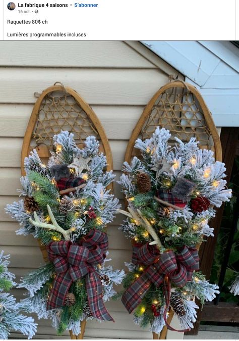 Snow Shoes Christmas Decor, Snowshoe Decor, Snow Shoe, Christmas Booth, Cabin Crafts, Snowshoes, Christmas Porch Decor, Booth Ideas, Christmas Porch