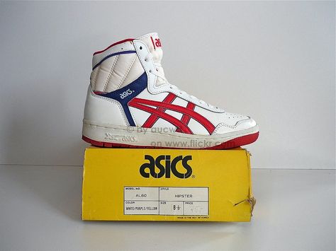 Vintage asics / La gear shoes Converse Basketball Shoes, Kurt Cobain Style, Vintage Shoes Men, Gear Shoes, Trainer Shoes, Vintage Sneakers, Hot Sneakers, Retro Sneakers, Best Sneakers