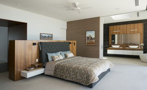 Gallery Of Bay View House By Craig Steere Architects In Perth, Wa, Australia (5) Bed In Middle Of Room, Aluminium Box, House Elements, Luxury Modern Homes, Inspiring Interiors, Master Room, Relaxing Bedroom, Luxury Cabin, Bay View