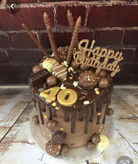 Chocolate Drip Cake Birthday, 30th Birthday Cake For Women, 40th Birthday Cake For Women, 50th Birthday Cake For Women, Birthday Cake For Women Simple, Candy Birthday Cakes, 40th Cake, Birthday Cake For Husband, Chocolate Cake Designs