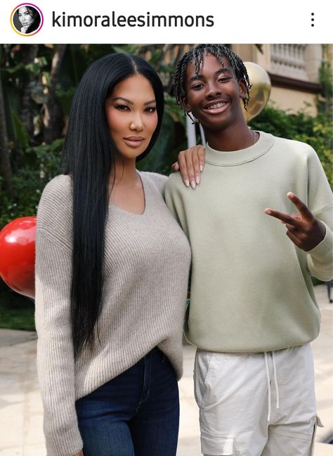 Kimora Lee Simmons And Kim Porter, Kimora Lee Simmons Kids, Mom Inspo, Kimora Lee Simmons, Interracial Couples, Anthropology, Mothers Love, Kids Hairstyles, Black Is Beautiful