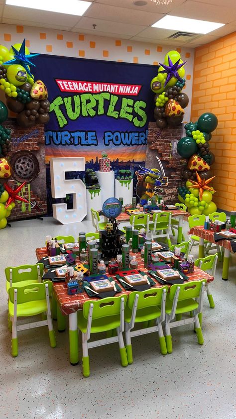 Teenage Mutant Ninja Turtles / Birthday "TMNT Mutant Mayhem 5th Birthday " | Catch My Party Tmnt 1st Birthday Party Ideas, Teenage Mutant Ninja Turtles Birthday Party Decorations, Teenage Mutant Ninja Turtle Party Ideas, Teenage Mutant Ninja Turtle Birthday Party, Ninja Turtle Balloon Arch, 5th Birthday Party Ideas For Boys, Ninja Turtles Birthday Party Ideas Food, Tmnt Party Decorations, Ninja Turtle Birthday Decorations