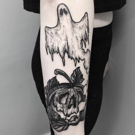 Halloween Tattoos Sleeve, 2 Tattoo, Pumpkin Tattoo, Boho Tattoos, Flame Tattoos, Ghost Tattoo, Spooky Tattoos, Horror Tattoo, Card Tattoo