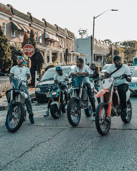 Charm City Kings, Truly Aesthetic, Dynamic Angles, Bike Gang, Image Moto, Drippy Outfit, Bike Aesthetic, Motorcycle Photography, Bike Photoshoot