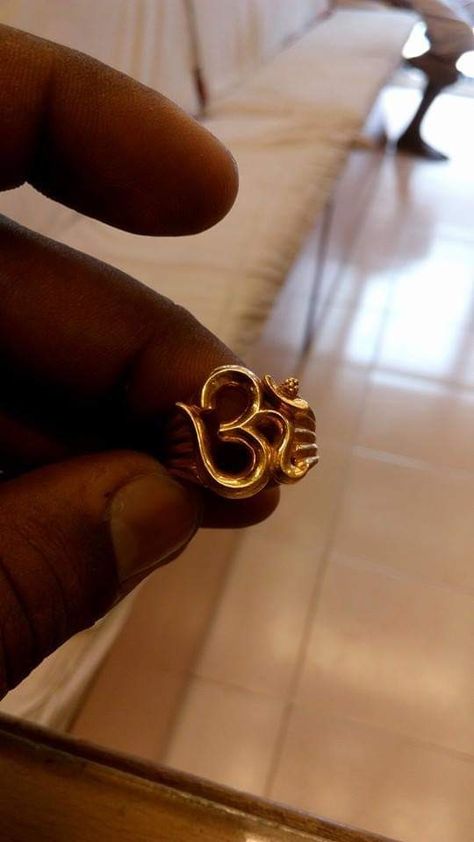 Om Gold Ring Designs For Men, Om Rings For Men In Gold, Venkateshwara Swamy Rings For Men, Om Pendant For Men, Mens Gold Ring Vintage, Rudraksha Jewelry, Gold Pendants For Men, Mantra Ring, Hair Smoothing