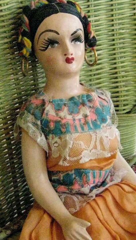 Mexican Lifestyle, Mexican Dolls, Frida And Diego, I Name, Mexican Doll, Frida Art, Arte Folk, Mexico Style, Hacienda Style