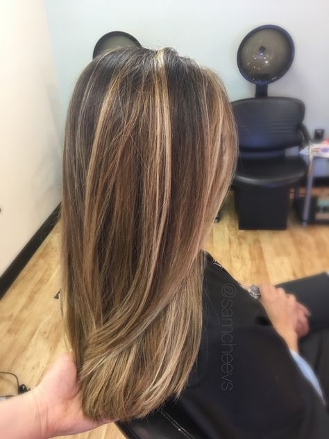 Hair Blonde Highlights Lowlights, Platinum Blonde Highlights, Fall Hair Cuts, Fall Hair Color For Brunettes, Dark Hair With Highlights, Brown Hair With Blonde Highlights, Brown Hair Balayage, Blonde Hair With Highlights, Balayage Brunette