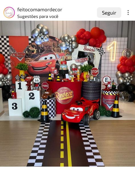 Lightning Mcqueen Party, Cars Birthday Cake, Disney Cars Birthday, Cars Birthday Party Disney, Birthday Decorations Kids, 1st Birthday Party Themes, Cars Party, Mickey Mouse Birthday Party, Party Favors For Kids Birthday