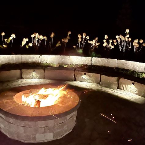 Backyard Fire Pit Ideas: Ignite Your Outdoor Space Backyard Fire Pit Ideas, Backyard Fire Pit, Fire Pit Ideas, Landscape Construction, Roasting Marshmallows, Fire Pit Patio, Backyard Fire, Fire Pit Backyard, Fire Pits