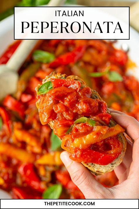 Discover the vibrant flavors of peperonata - This classic Italian sweet peppers recipe is a fantastic veggie side dish for any occasion. Pepperonata Bruschetta, Carmen Italian Sweet Pepper Recipes, Recipes With Sweet Peppers, Sweet Peppers Recipe, Sweet Pepper Recipes, Veggie Side Dish, Veggie Meal, Veggie Side Dish Recipes, Vegetable Recipe