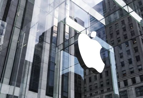 Will Apple Stock Reach $200? (NASDAQ:AAPL) | Seeking Alpha Apple Stock, Iphones For Sale, Car Guide, Calendar App, Connected Car, Investment Companies, Apple Homekit, Iphone 2, Warren Buffett