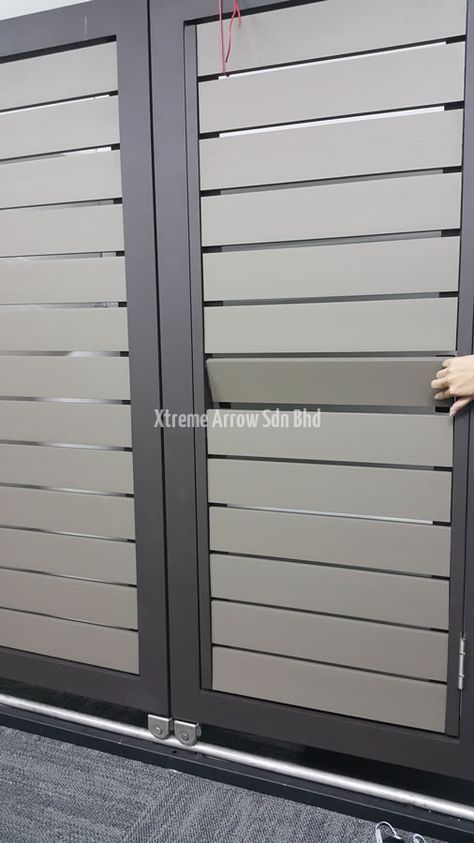 Aluminum Gates Design, Auto Gate Design, House Gates, Main Gate Designs, Modern Gates, Modern Steel Gate Design, Latest Gate Design, Iron Main Gate Design, Aluminum Gates