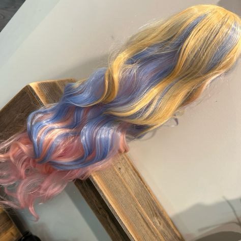 Brand New, Never Worn Pastel (Pink, Blue, Yellow) 22” Long Wig Wigs Light Skin, Yellow Hairstyles, Gyaru Pink, Platinum Wigs, Gyaru Hair, Colorful Wigs, Hair References, Airbrush Designs, Wig Color