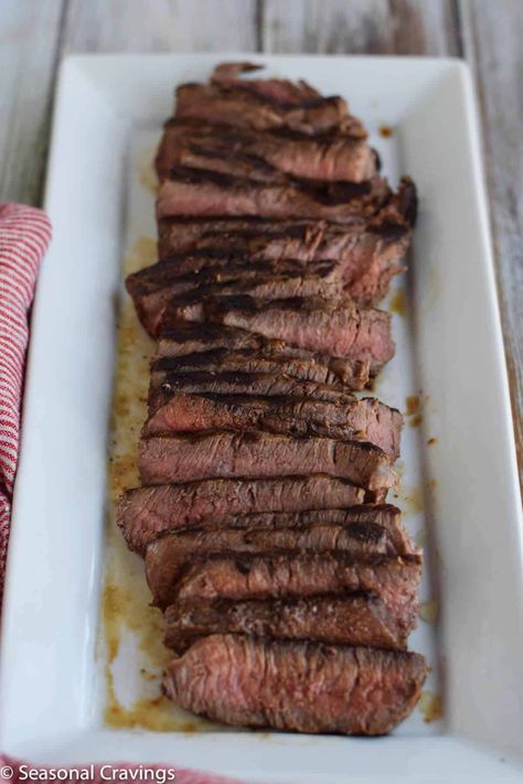 London Broil Oven, Tender London Broil, London Broil Steak, Grilled London Broil, Healthy Easy Dinner Recipes, Cooking London Broil, Broiled Steak, London Broil Recipes, Gluten Free Dinner Easy