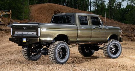 Super Swamper Tires, Mud Racing, Ford F150 Custom, Ford Crew Cab, Short Bed, Ford V8, Ford F100, Ford Super Duty, Air Ride