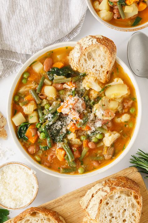 Classic Italian Minestrone Soup - Gathering Dreams Summer Minestrone Soup, Soup Photography, Italian Minestrone Soup, Sopa Minestrone, Minestrone Soup Recipe, European Recipes, Summer Meals, Minestrone Soup, Dinner Entrees