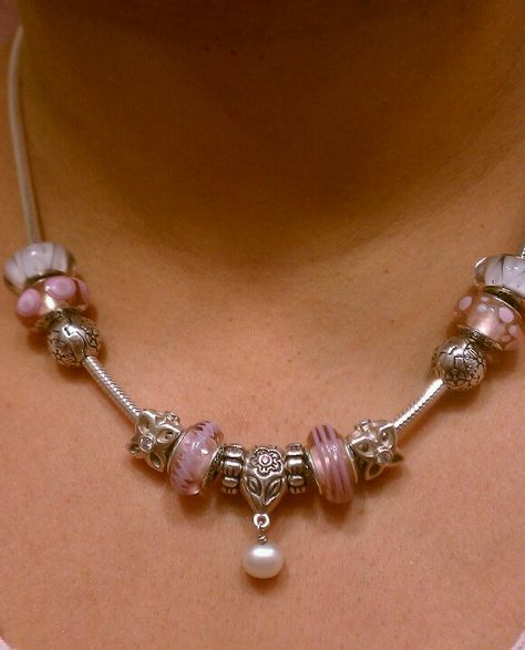 How I'm wearing my Pandora necklace. So feminine. Pink and pearls Pandora Necklace With Charms, Pandora Me Necklace, Pandora Charm Necklace, Pandora Design, Pandora Jewelry Necklace, Pandora Bracelet Charms Ideas, Pandora Bracelet Designs, Pandora Inspiration, Pandora Collection