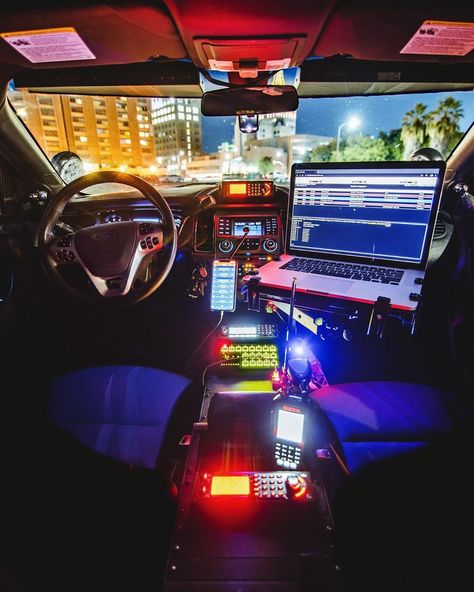 Police Car Inside, Police Car Interior, Police Vision Board, Cop Car Aesthetic, Law Enforcement Aesthetic, Police Wallpaper, Police Aesthetic, Lapd Police, Texas State Trooper