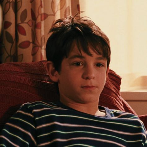 Greg Heffley Movie, Greg Heffley Pfp, Greg Diary Of A Wimpy Kid, Popular Movie Characters, Diary Of The Wimpy Kid, Zachary Gordon, Greg Heffley, Michael Mell, Bff Halloween Costumes