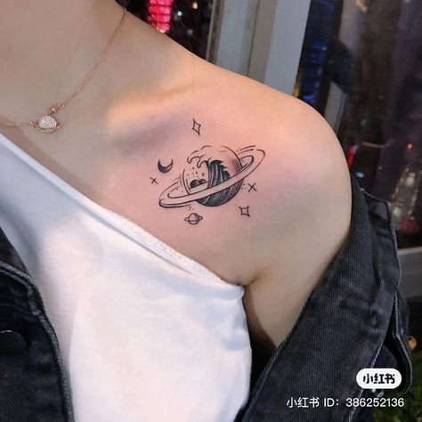 2024 Tattoo, Small Shoulder Tattoos, Universe Tattoo, Planet Tattoos, Tatuaje A Color, Small Hand Tattoos, Tattoo Cover, Elegant Tattoos, Feminine Tattoos