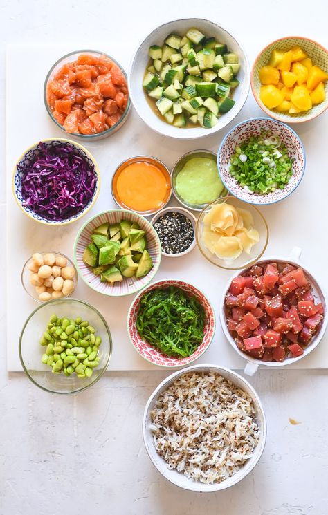 Poke Dinner Party, Make Your Own Poke Bowl, Poke Bowl Buffet Ideas, Poke Bowl Party Ideas, Poke Bowl Bar Party, Home Made Poke Bowl, Poke Bar Ideas, Bowl Bar Party, Poke Bowl Buffet