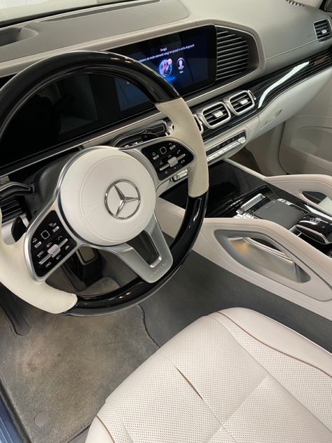 Mercedes S Class Coupe, Mercedes E Class Coupe, Car Pic, Vision Board Collage, Aesthetic Car, Mercedes E Class, Gray Interior, S Class, Car Pictures