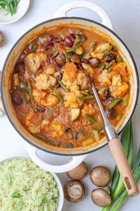 Vegan Gumbo Vegetable Gumbo, Vegan Gumbo, Cauliflower Zucchini, Vegan Junk Food, No Meat, Vegan Mushroom, Recipes Yummy, Gumbo Recipe, Slow Cook