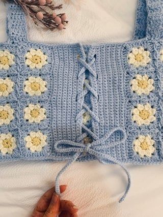 Borderline Design, شال كروشيه, Swap Ideas, Fall Crochet, Mode Crochet, Crochet Fashion Patterns, Corset Back, Fabulous Fall, 자수 디자인