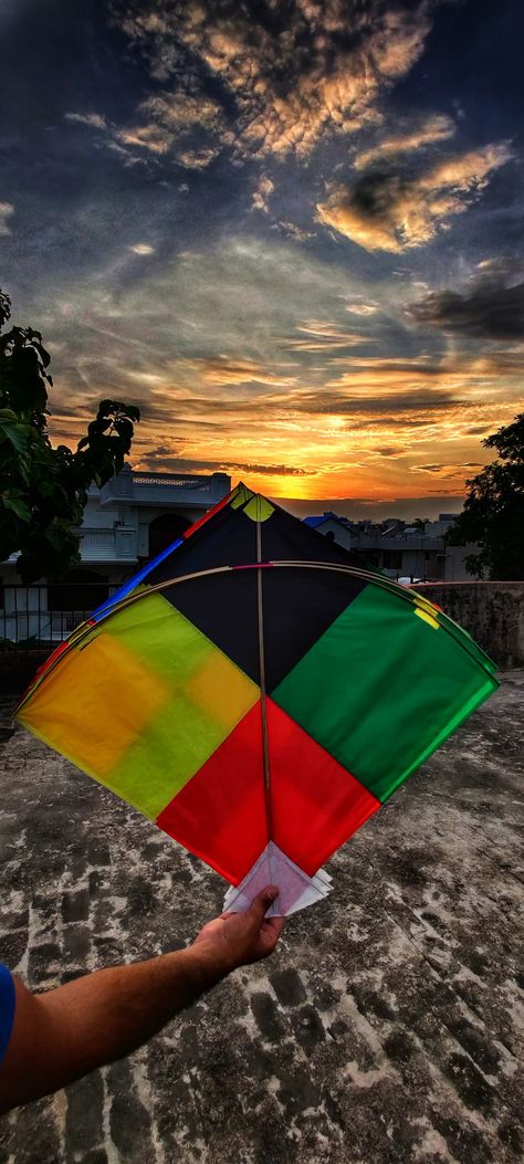 पतंग Pic, Patang Kite Photo, Patang Kite Image Png, પતંગ Photo, Kite Festival Indian, Kite Videos Festival, Patang Kite Image, Flying Kites Video, Kite Snapchat Story