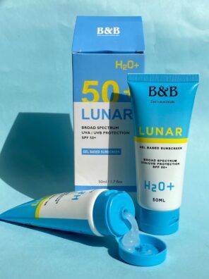 Get the best Sunblock at affordable price in Pakistan that ensure skin protection without straining your budget. Shop Now! Best Sunblock, B & B, Skin Protection, Oily Skin, Self Esteem, Dry Skin, Sun Protection, Sunscreen, Pakistan