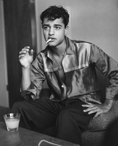 Sal Mineo photos, including production stills, premiere photos and other event photos, publicity photos, behind-the-scenes, and more. Sal Mineo, Classic Film Stars, Evelyn Hugo, Strange Events, Famous Stars, Tv Actors, Grab Bag, Hollywood Actor, Classic Films