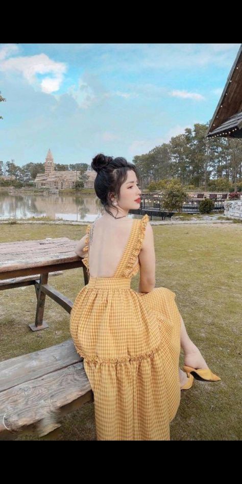 Yellow Picnic Dress, Yellow Picnic, Western Dresses For Girl, Breastfeeding Fashion, Cute Skirt Outfits, Picnic Dress, Woman Suit Fashion, Classy Dress Outfits, Diy Couture