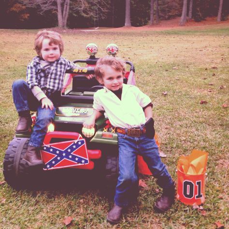 Dukes of hazzard costume, dukes of hazzard halloween, the duke boys, dukes of hazzard Dukes Of Hazzard Costume, Dukes Of Hazard, Twin Halloween, Dukes Of Hazzard, General Lee, Halloween 2013, Awesome Cars, Future Mom, Halloween 2020