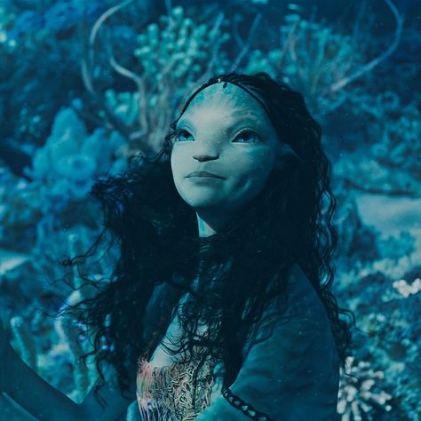 Bailey Bass as Tsireya, in “Avatar: The Way of Water” (2023). Tsireya Icon, Bailey Bass, Avatar 2 Movie, Water Icon, Avatar The Way Of Water, Avatar James Cameron, Future Days, Avatar Images, Avatar Picture