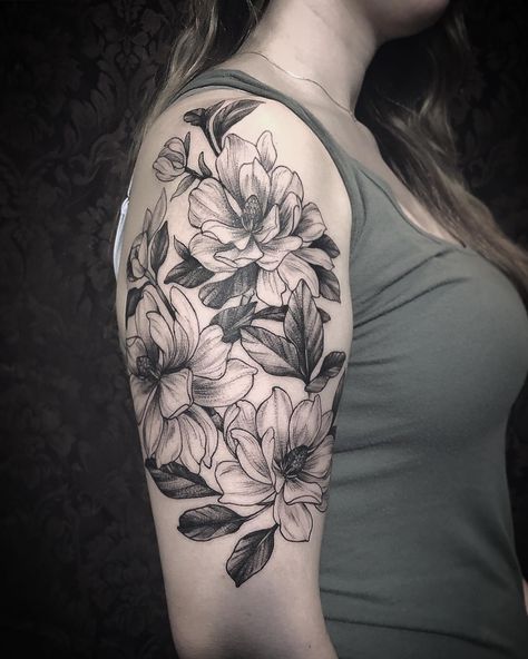 Magnolia flower tattoo Magnolia Flower Tattoo, Botanical Tattoo Sleeve, Plant Tattoos, Bloom Tattoo, Shoulder Tats, Magnolia Tattoo, Quarter Sleeve Tattoos, Feminine Tattoo Sleeves, Tattooed Girls