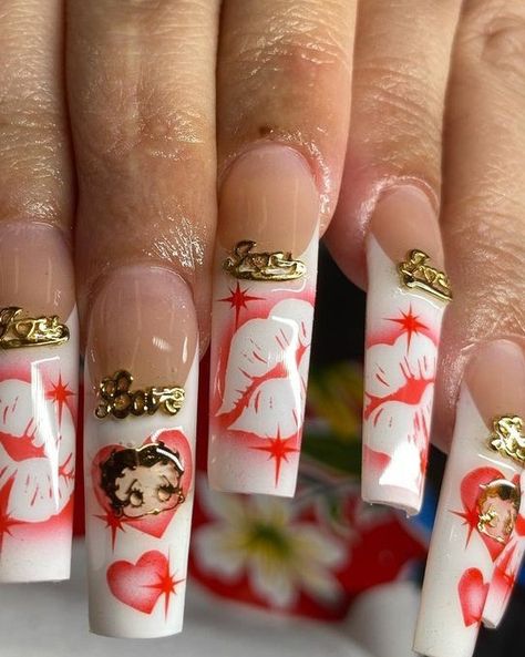 Buchona Christmas Nails, Betty Boop Valentines Day Nails, Different Nails On Each Finger, Betty Boop Acrylic Nails, Old School Acrylic Nail Designs, Betty Boop Christmas Nails, Long Aesthetic Nails, Juicy Couture Nails, Low Rider Nails