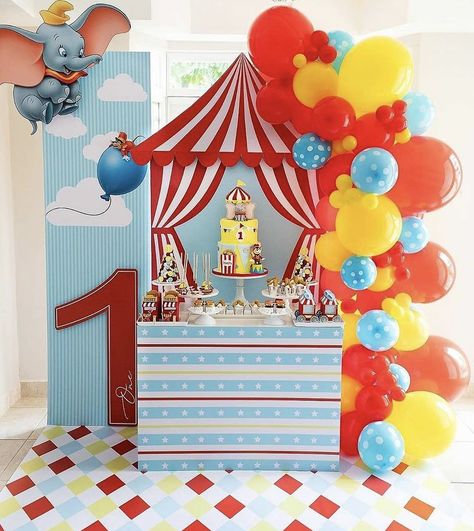 Circus Party Backdrop, Indoor Carnival Decorations, Circus Theme Birthday Party, Circus Backdrop, Carnival Backdrop, Dumbo Birthday Party, Plane Birthday, Circus 1st Birthdays, Circus Party Decorations