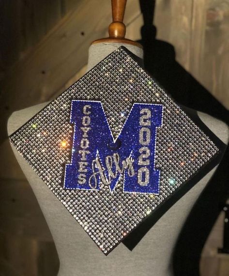 Glitter Grad Cap Ideas, Class Of 2023 Graduation Cap, Graduation Cap Designs Blue And White, Graduation Cap Designs Glitter, White Cap Decoration Graduation, Blue Grad Cap Decoration, Cap Decoration Graduation Blue, Blue Cap Decoration Graduation, Decorated Graduation Caps High School