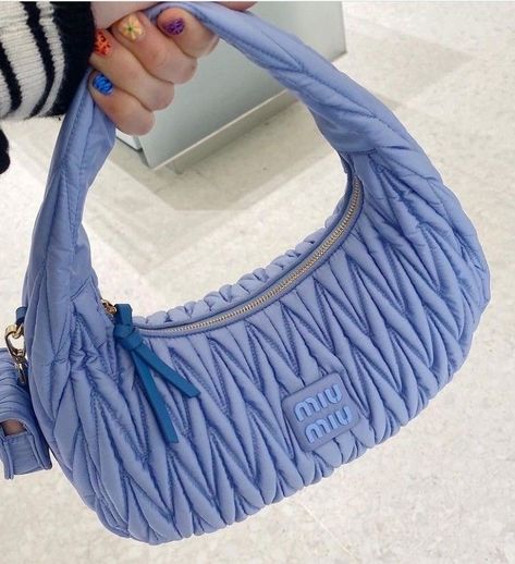 Blue Bag Aesthetic, Reworked Bag, Statement Handbag, Bling Bags, Stylish Purse, Bag Aesthetic, Fancy Bags, Pretty Bags, Kendall Jenner Style