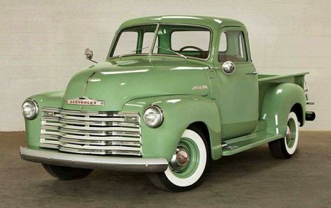 1950 Chevy 3100 pickup truck Ford Mustang 1968, Vw T3 Syncro, Chevy 3100, Vintage Pickup Trucks, Chevrolet 3100, Chevy Pickup Trucks, Old Pickup Trucks, Antique Trucks, Classic Pickup Trucks