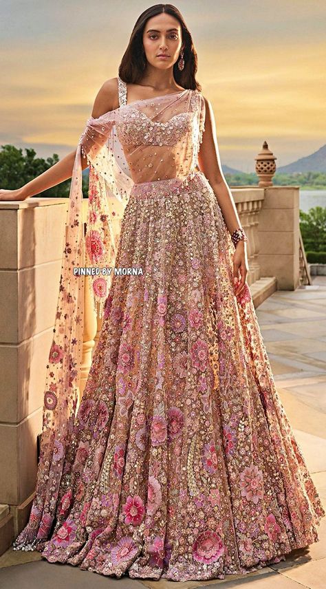 Baju Kahwin, Indian Bridesmaid Dresses, Sangeet Outfit, Latest Bridal Lehenga, Indian Outfits Lehenga, Wedding Lehenga Designs, Traditional Indian Dress, Indian Dresses Traditional, Bridal Dress Fashion